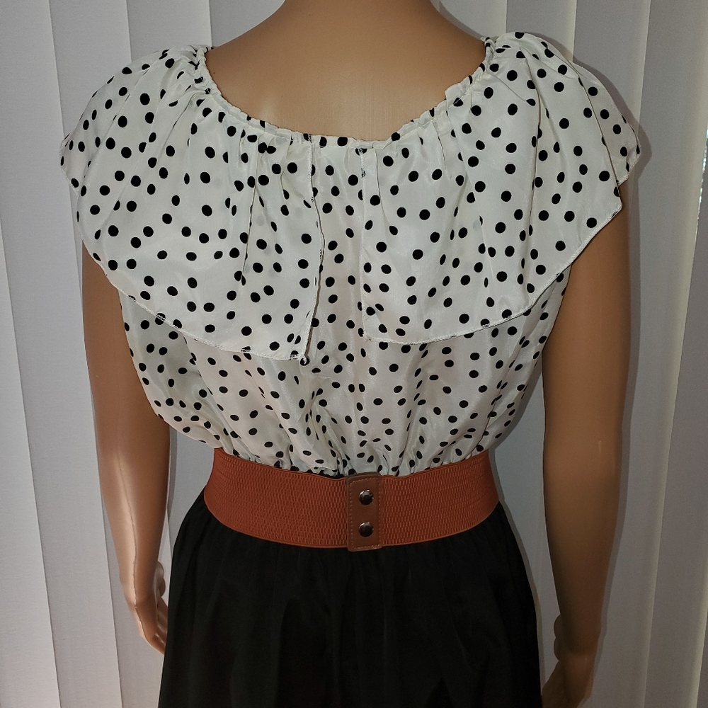 Ivory and black polka dot dress - Picture 2 of 6